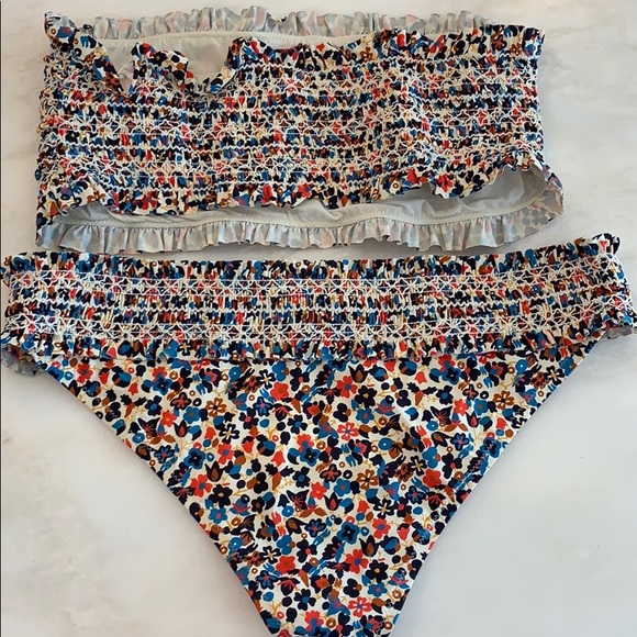 Tory Burch Women’s Costa Floral Print 2 PC Bandeau Bikini Set-Size Medium - Picture 3 of 6